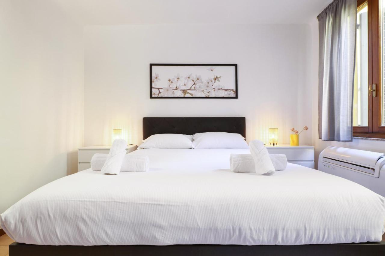 Primopiano - Colonne 18 Apartman Milánó Kültér fotó