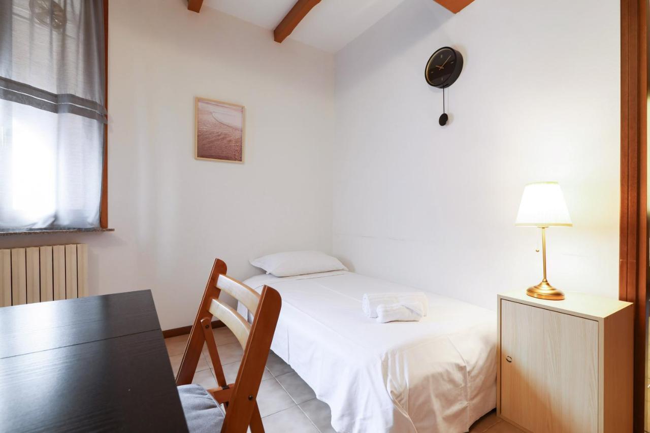 Primopiano - Colonne 18 Apartman Milánó Kültér fotó