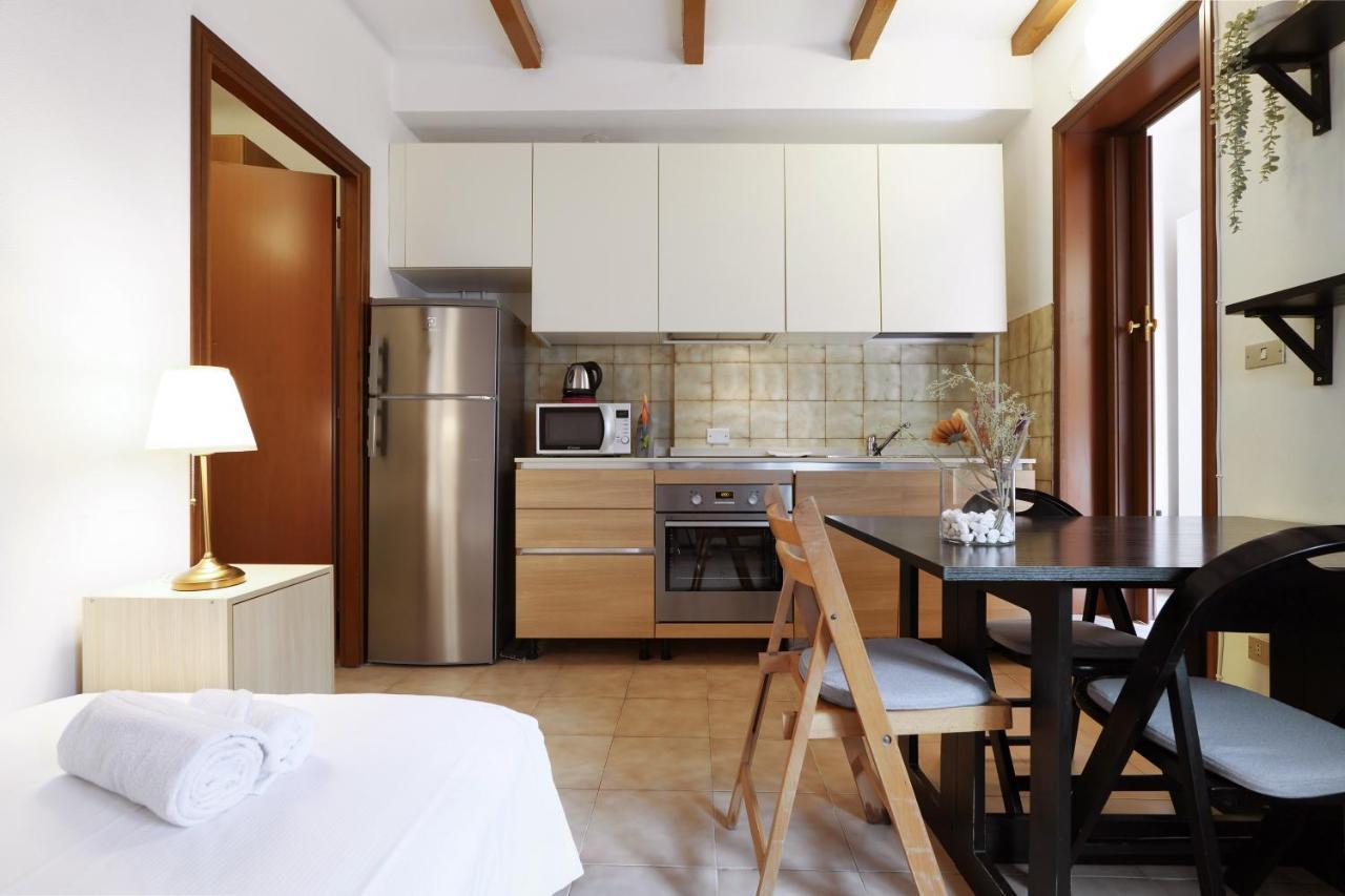 Primopiano - Colonne 18 Apartman Milánó Kültér fotó