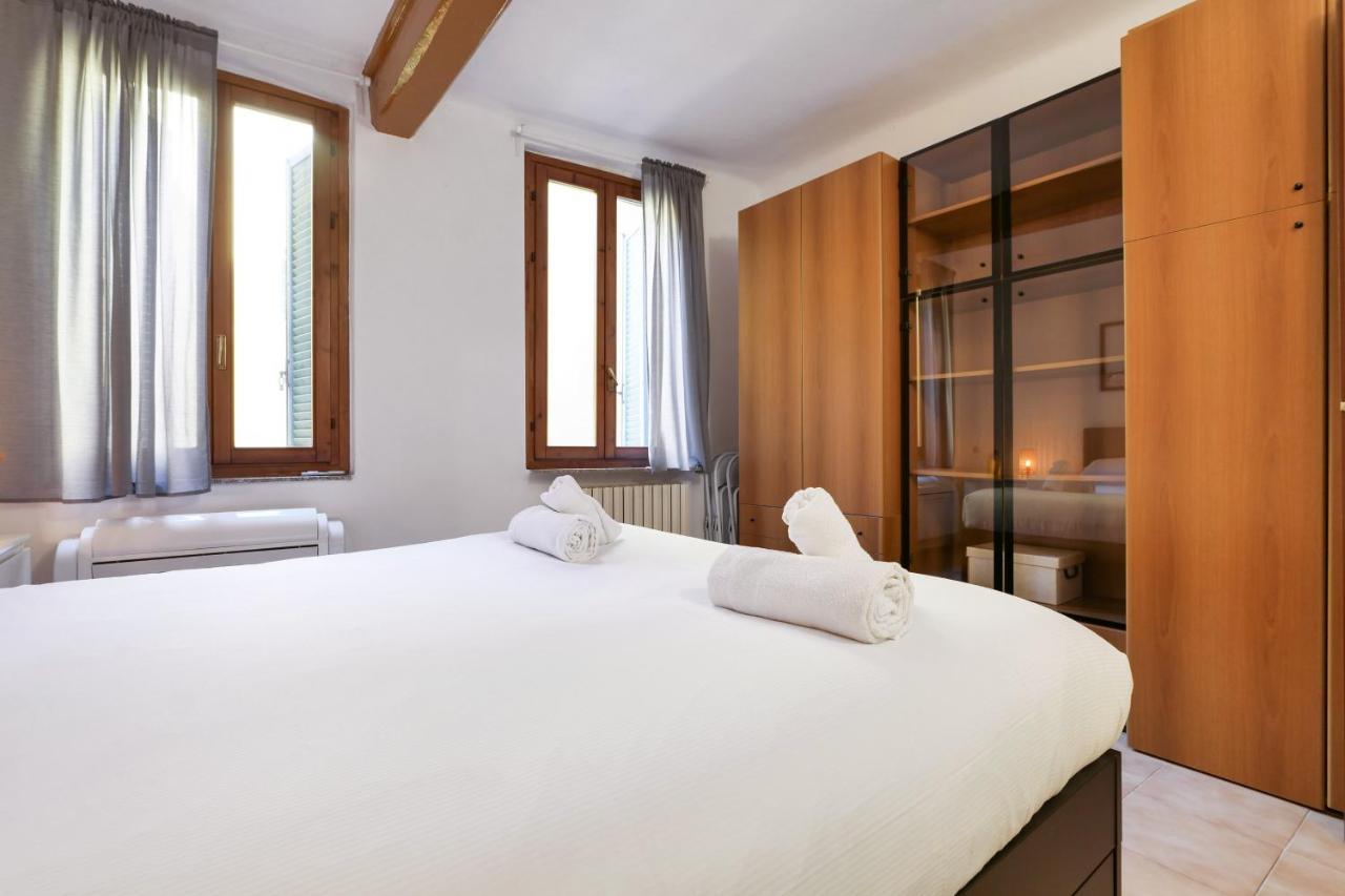 Primopiano - Colonne 18 Apartman Milánó Kültér fotó