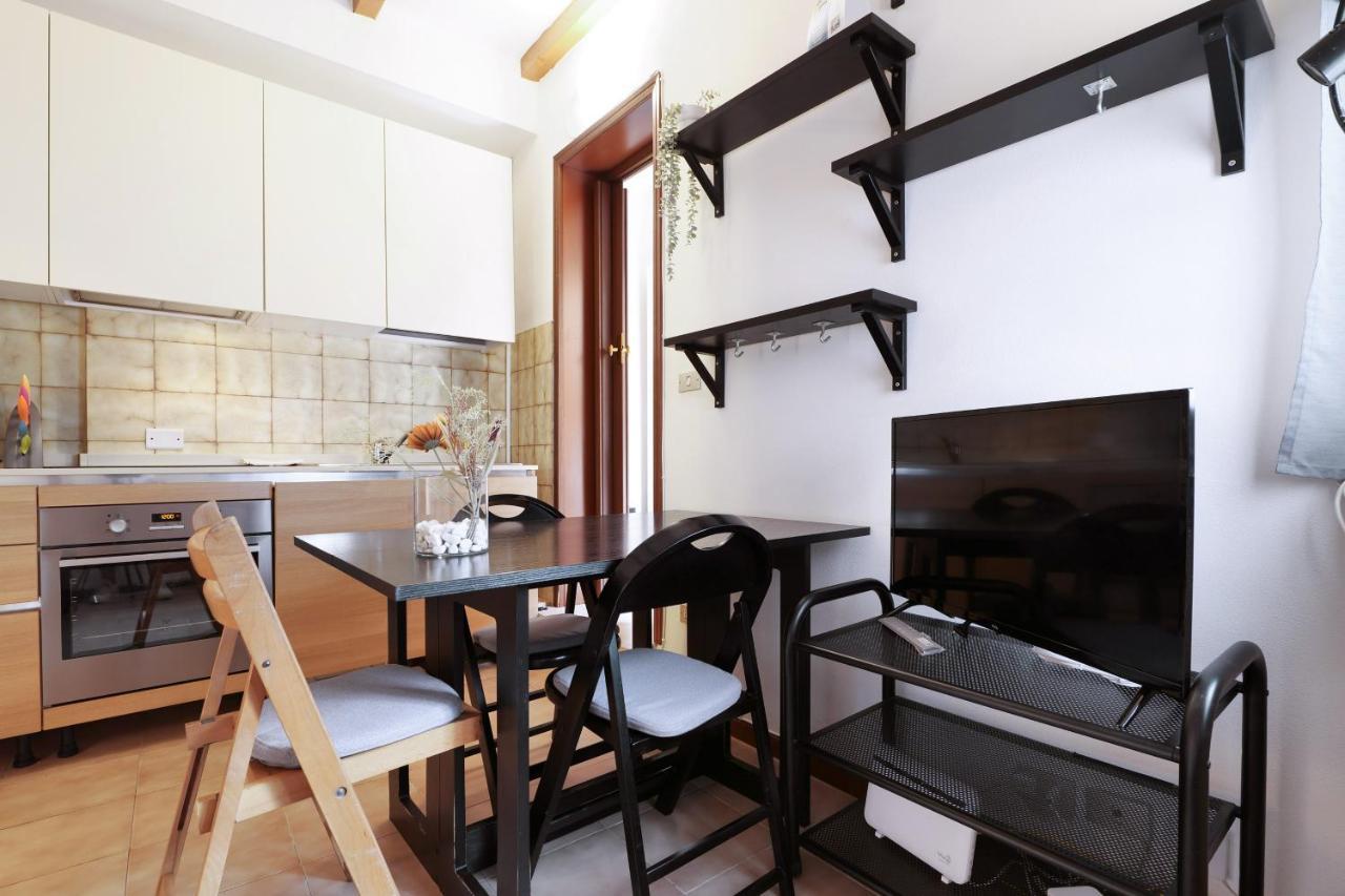 Primopiano - Colonne 18 Apartman Milánó Kültér fotó